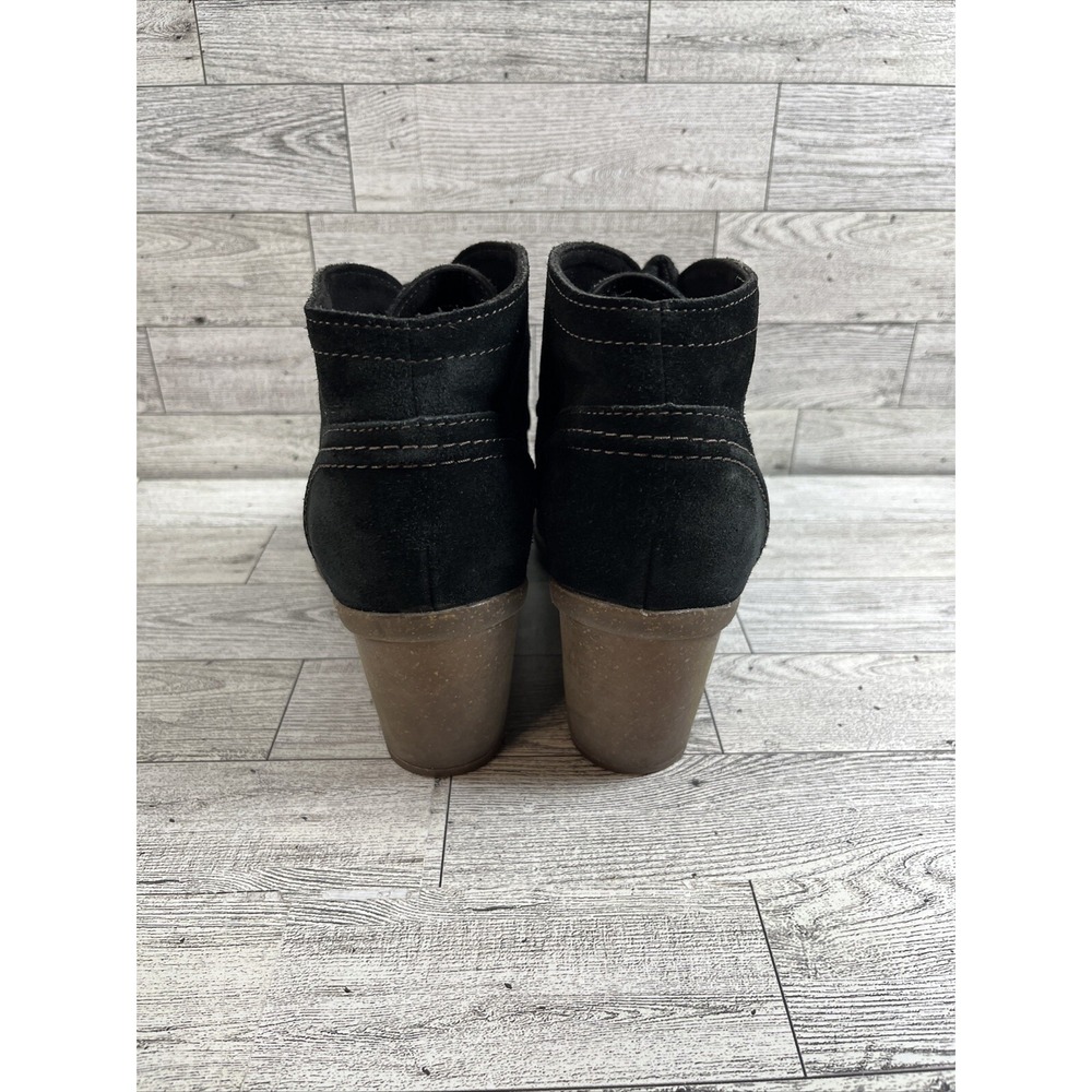 Clarks Carleta Lyon Black Suede Ankle Booties Heels Shoes Women Size 9M - Picture 4 of 10